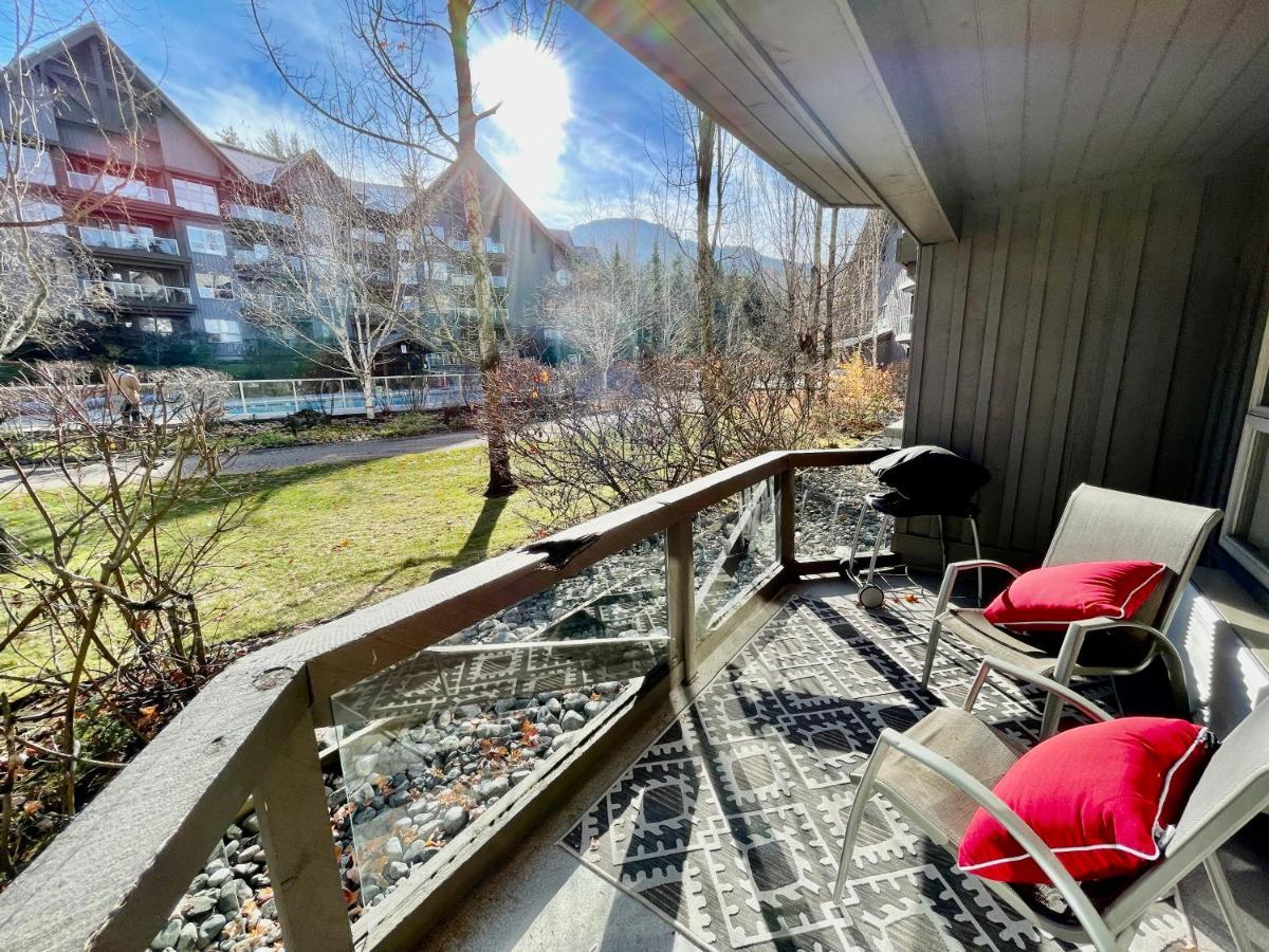 Best Ski In Ski Out Condo At Уистлер Экстерьер фото
