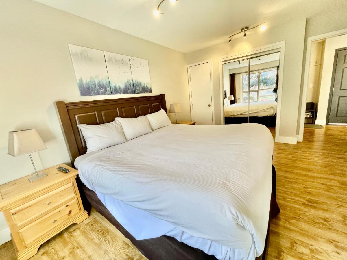 Best Ski In Ski Out Condo At Уистлер Экстерьер фото