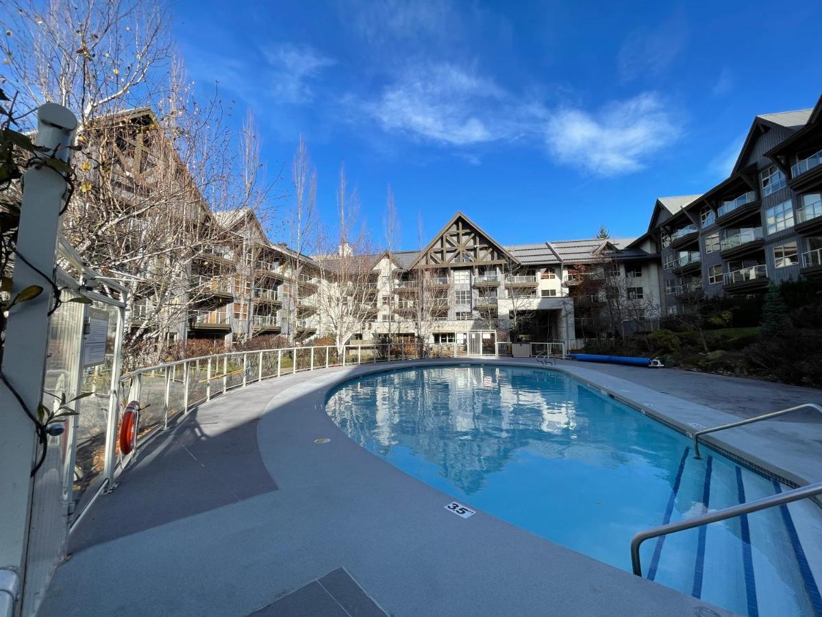 Best Ski In Ski Out Condo At Уистлер Экстерьер фото